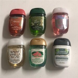 NWT! BBW Hand sanitizer set- comes w/6